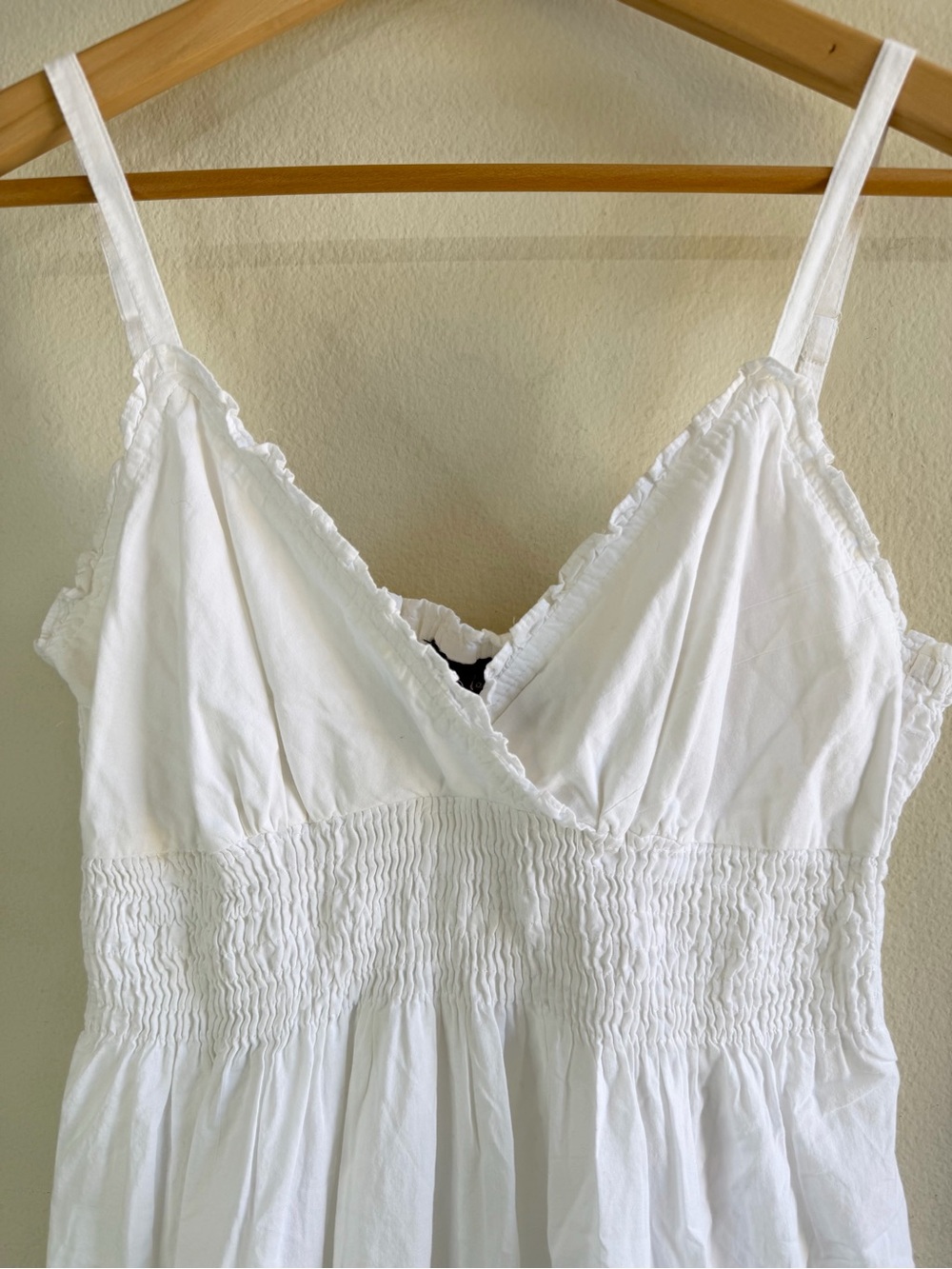 Speed Control White Smocked Knit Top with Brown Logo Tag - Picture 2 of 7